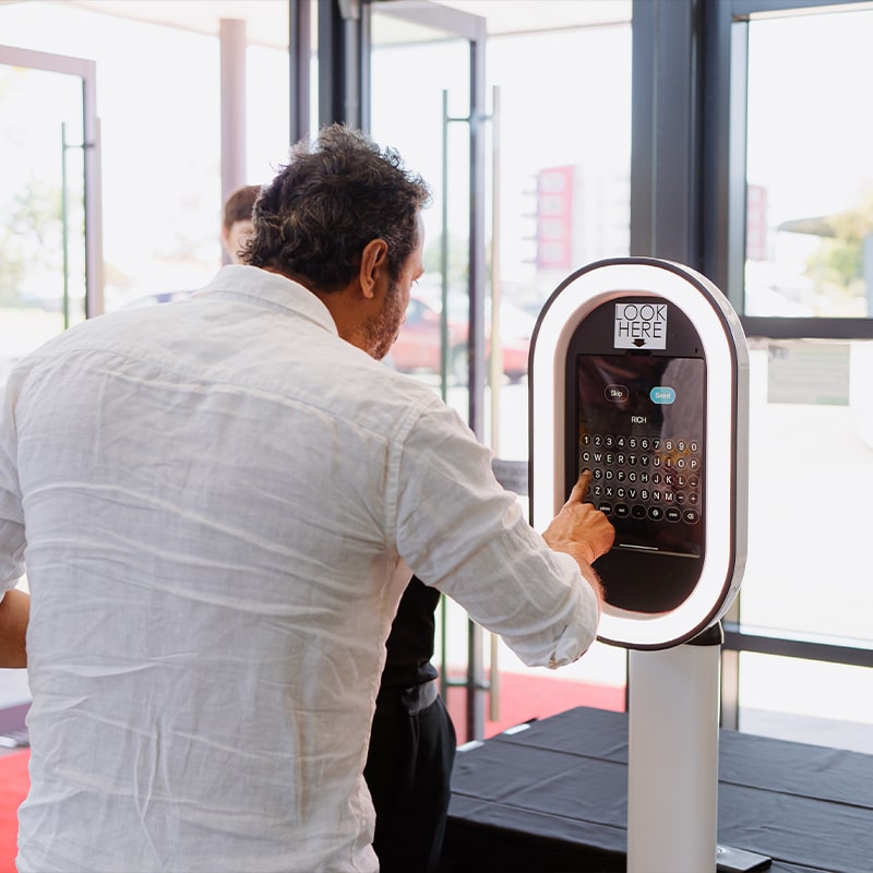 Robot Sketch photo booth data collection Robot Sketch photo booth data collection